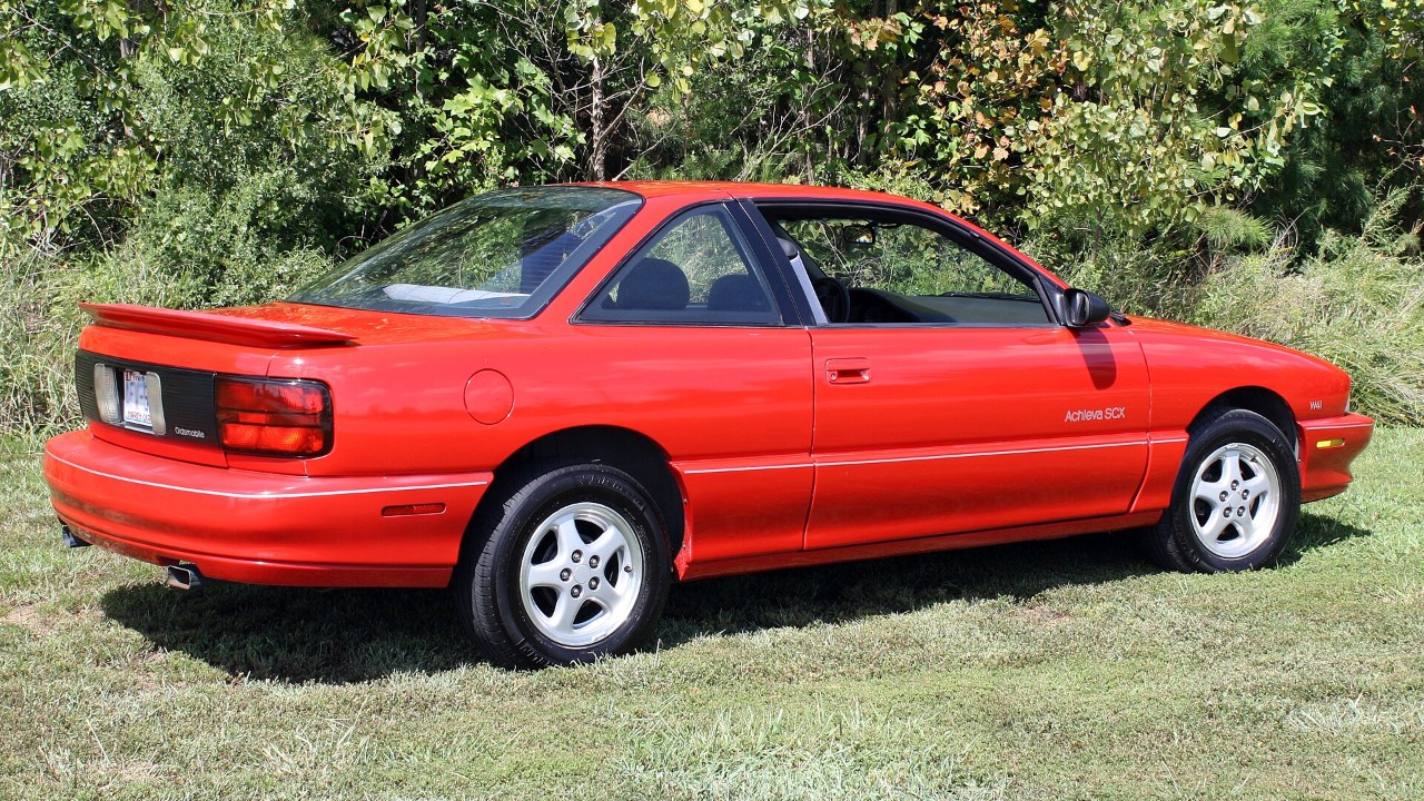 A 1992 Oldsmobile Achieva SCX