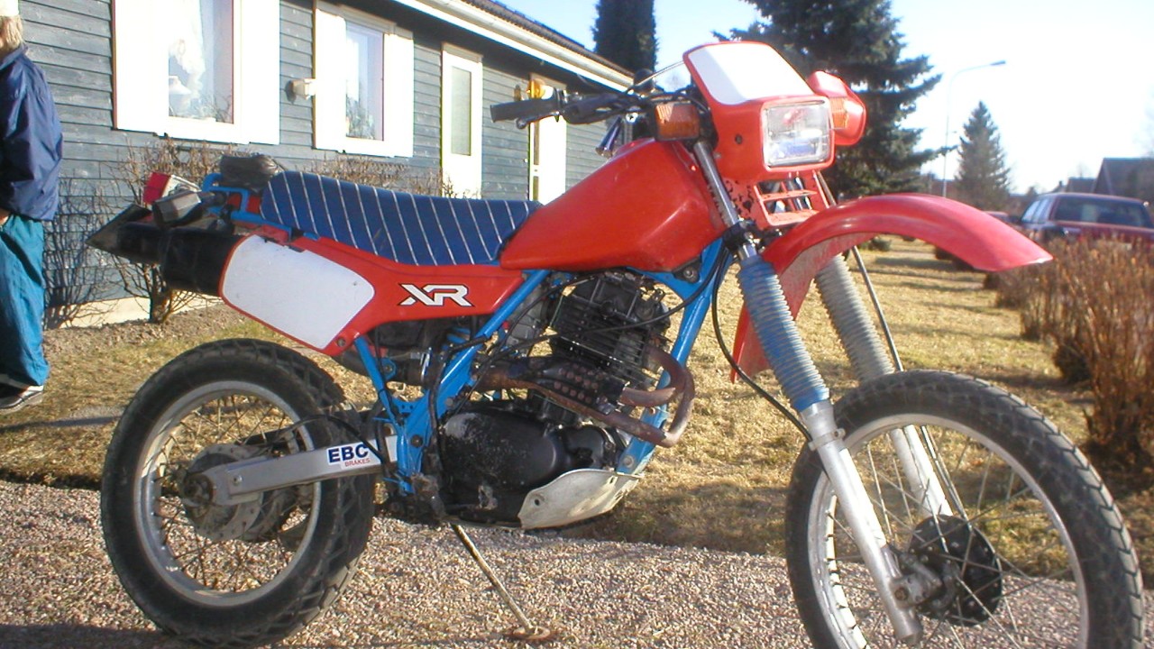 A Honda XR500R
